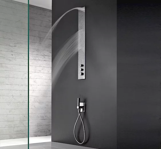 OBLIQUA Built-In Shower Column